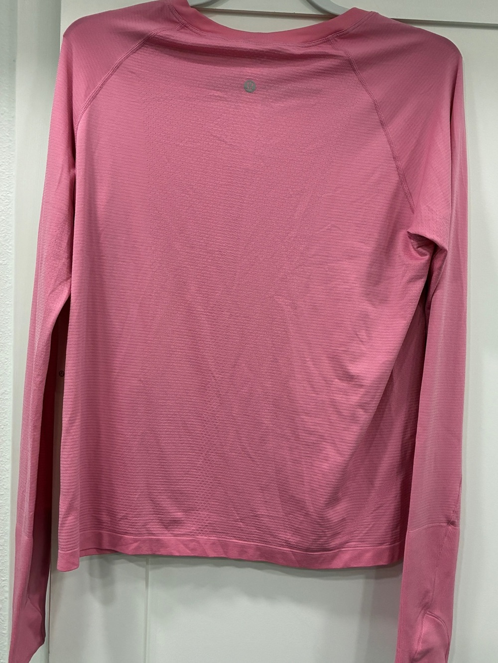 Lululemon Swiftly Tech Long Sleeve 2.0 Race Pink Size 14 NWT - Picture 3 of 4